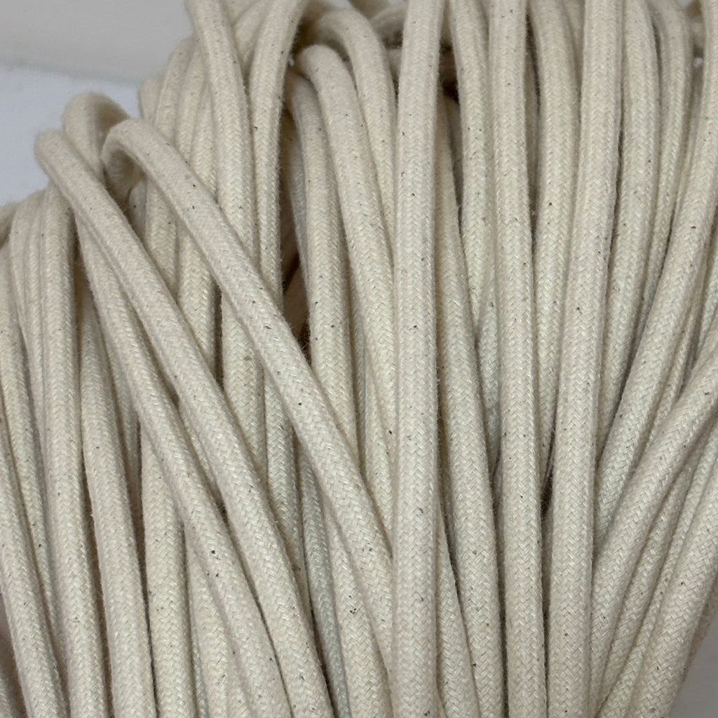 Corda Trançada com alma 5mm Cru 1kg  (70 metros)